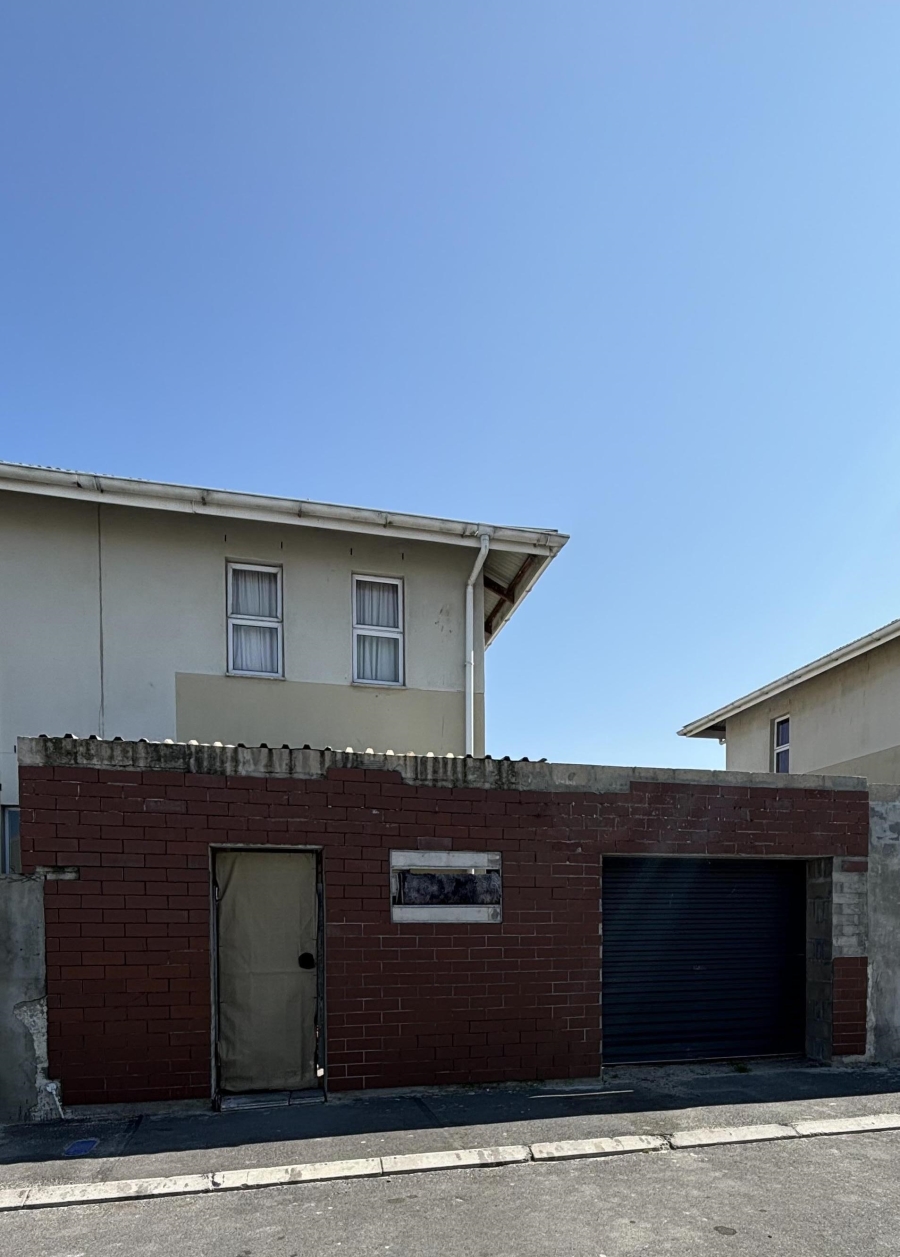 2 Bedroom Property for Sale in Harmony Village Western Cape